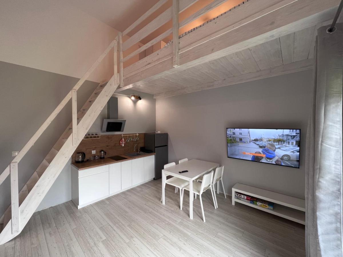 Apartament Pod Jaworami Z Antresola Jelenia Góra Kültér fotó
